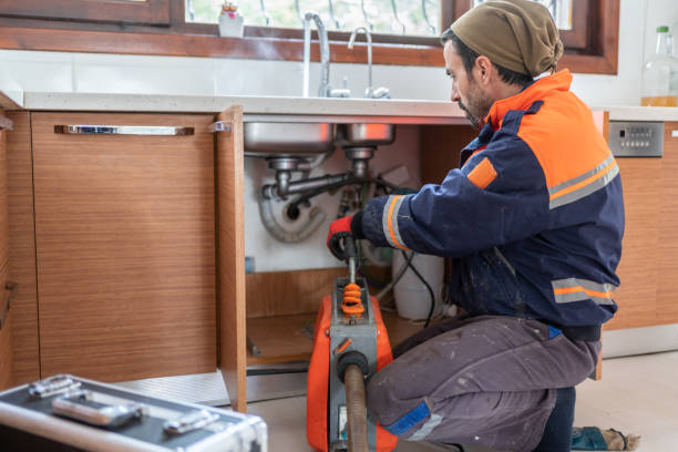 Best Clogged Drain Plumber  in Cranston, RI